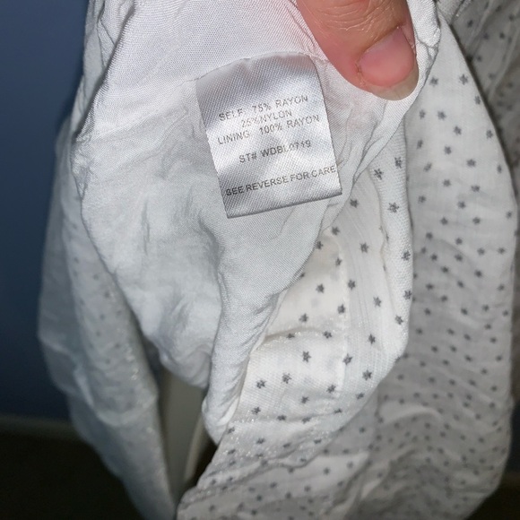 Lost + wander white w/ gray stars flutter sleeve button down drop in pockets XS - Picture 6 of 6